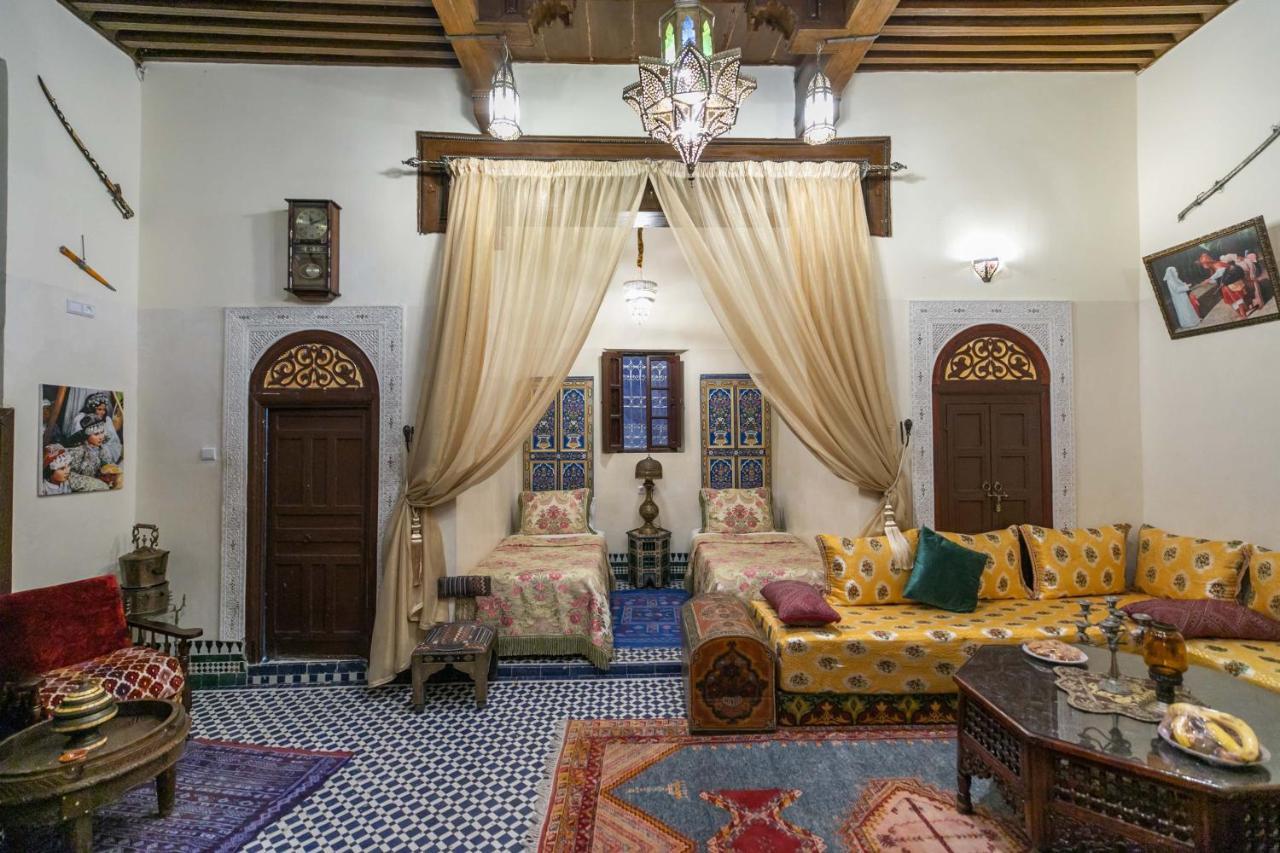 Riad Avec Terrasse Privee Et Piscine Partagee A 300M เฟส ภายนอก รูปภาพ