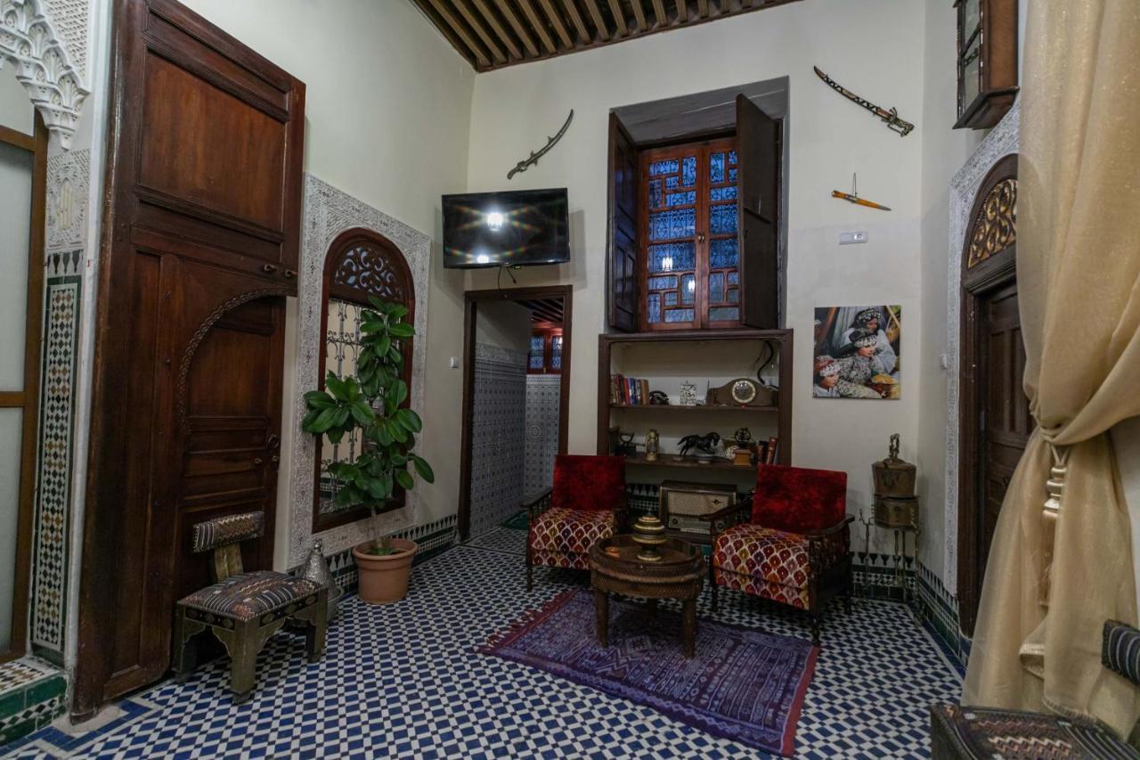 Riad Avec Terrasse Privee Et Piscine Partagee A 300M เฟส ภายนอก รูปภาพ