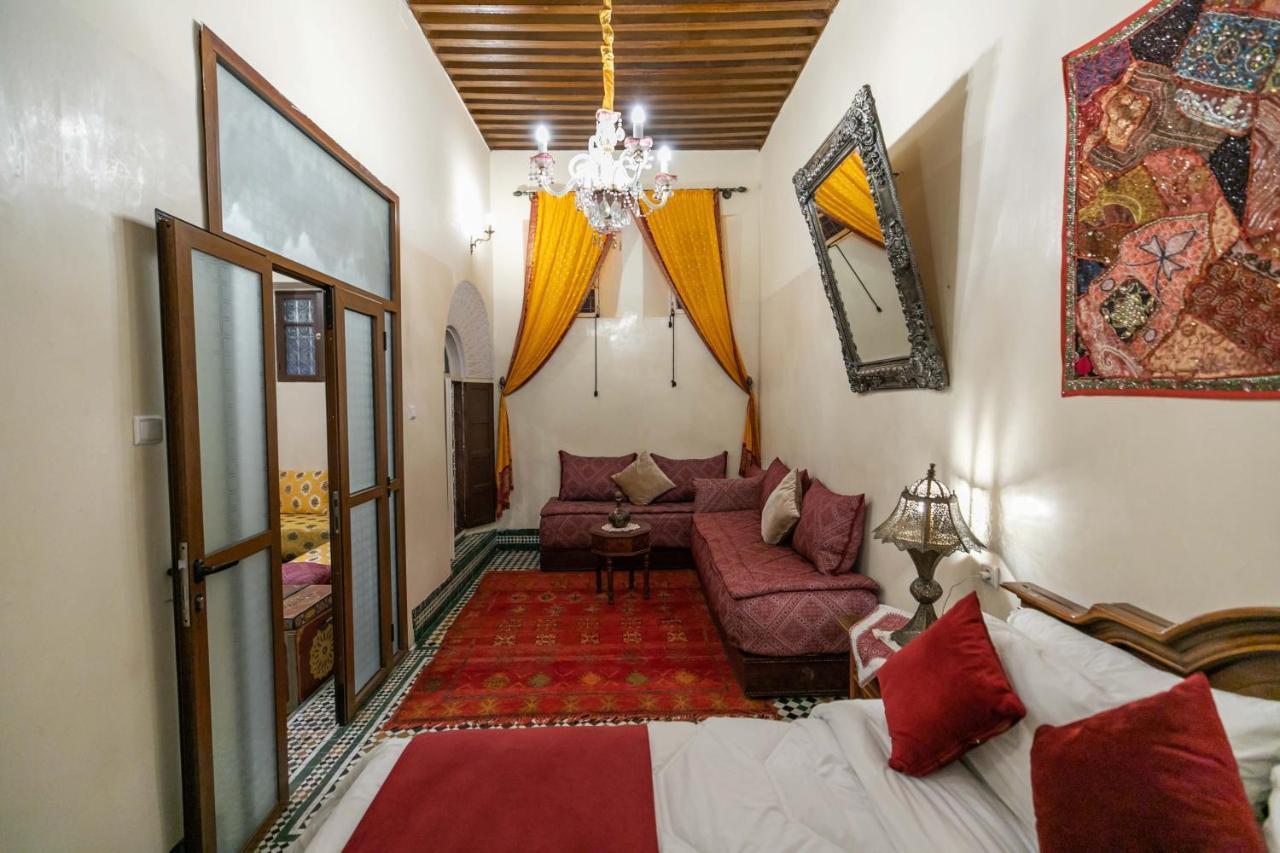 Riad Avec Terrasse Privee Et Piscine Partagee A 300M เฟส ภายนอก รูปภาพ