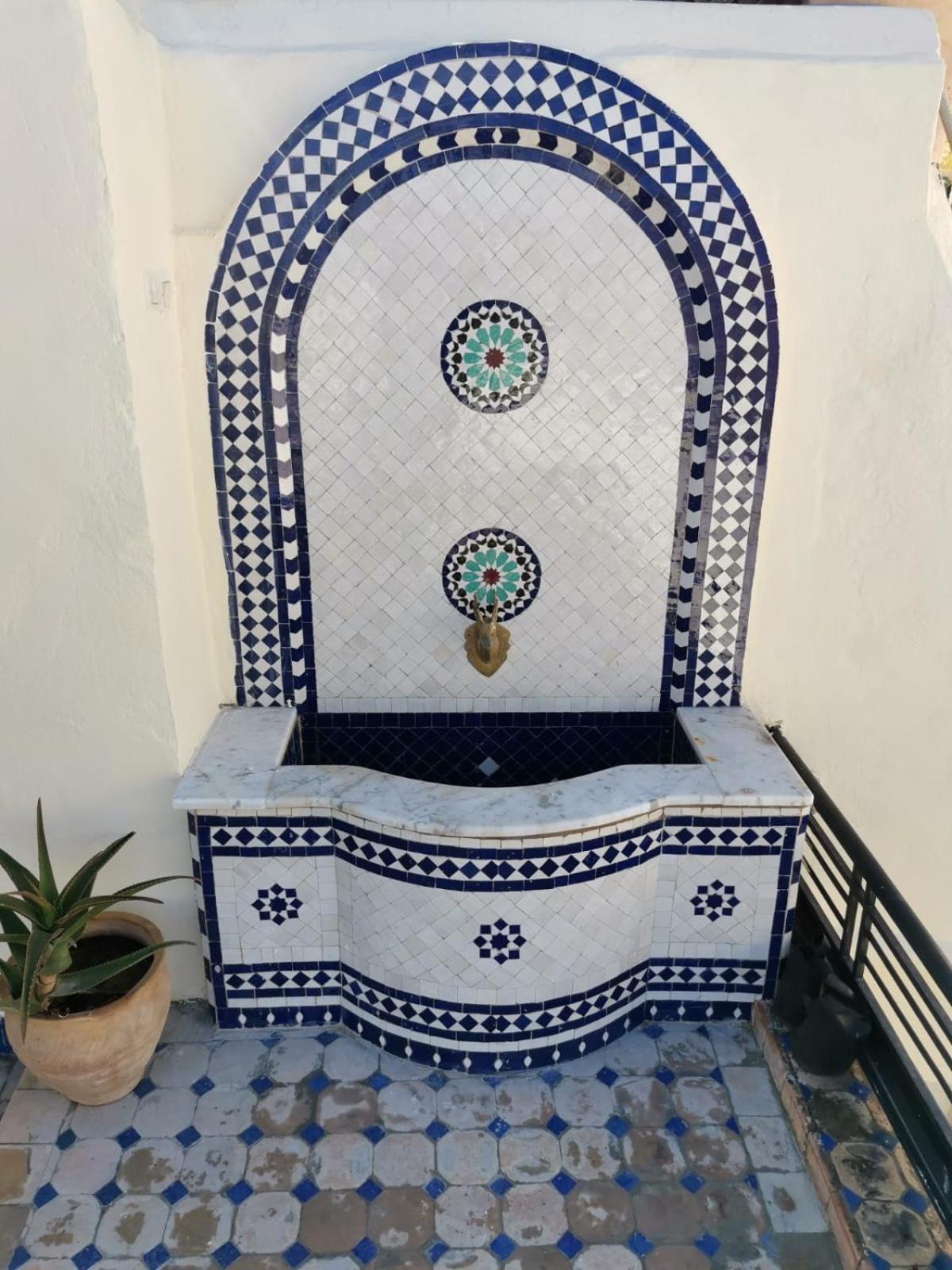 Riad Avec Terrasse Privee Et Piscine Partagee A 300M เฟส ภายนอก รูปภาพ