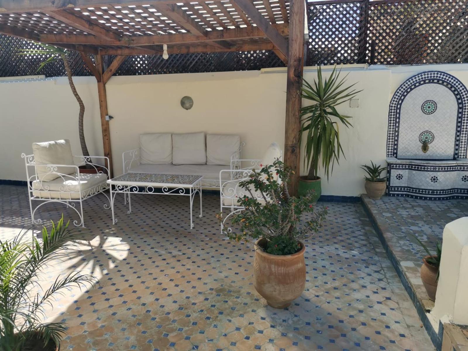 Riad Avec Terrasse Privee Et Piscine Partagee A 300M เฟส ภายนอก รูปภาพ